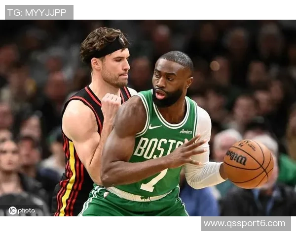 杰伦布朗状态火热最近11场比赛场均315分68篮板53助攻表现抢眼